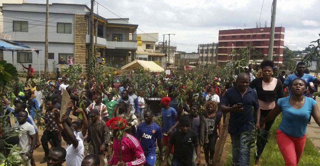 Cameroun Paul Biya Indépendance Afrique Cameroun anglophone : aux origines de la crise