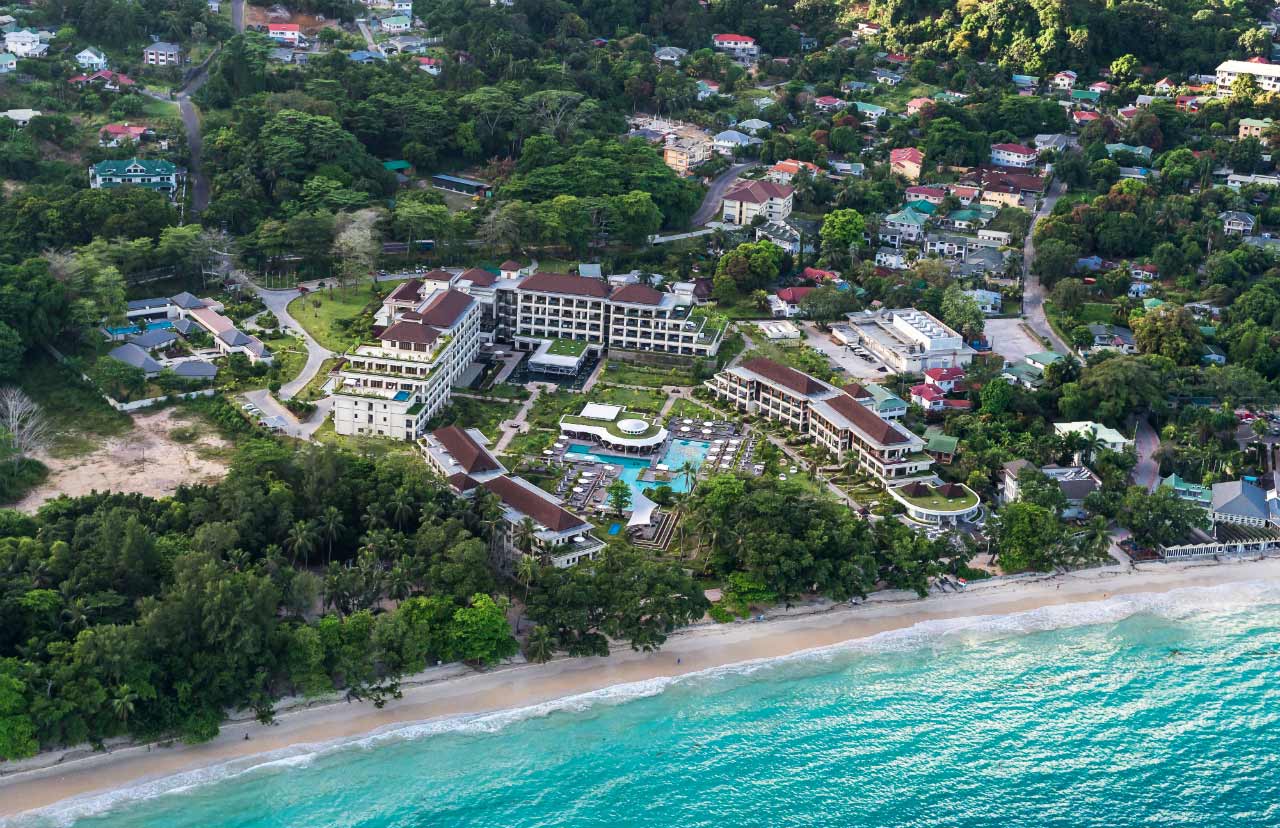 6 reasons to visit Beau Vallon and Savoy Seychelles Resort & Spa  Read more: http://www.thetravelmagazine.net/savoy-seychelles-resort-spa-beau-vallon.html#ixzz55loP4Lnd  Follow us: @TravelMagazine on Twitter | TheTravelMagazine on Facebook