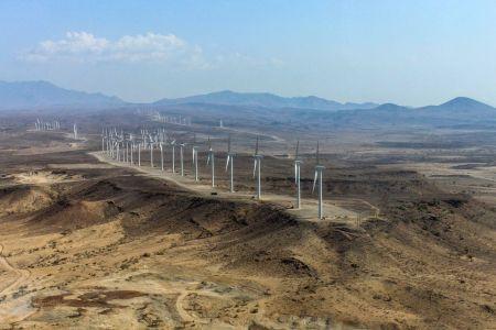 Kenya : faute de lignes électriques, le parc éolien du lac Turkana restera inactif jusqu’en 2018