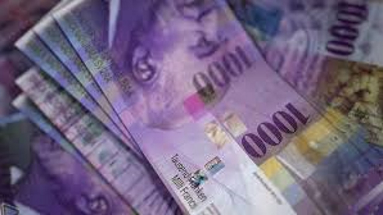 Pourquoi les Suisses ont-ils autant de cash?