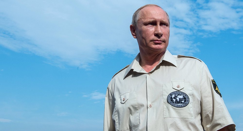 Frappes US en Syrie: Poutine réunit le Conseil de sécurité russe