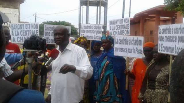 Sénégal : reprise des protestations civiles contre la centrale à charbon de Sendou