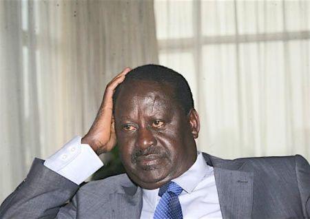 Kenya : Raila Odinga annonce son retrait de la présidentielle du 26 octobre