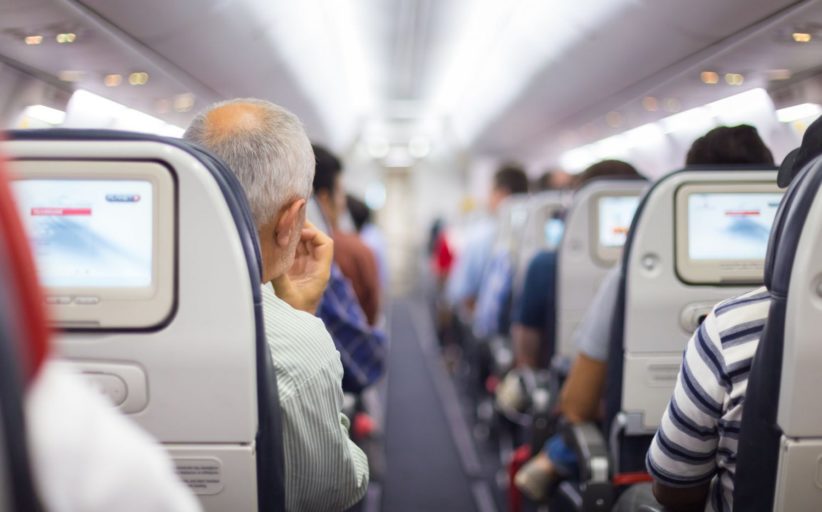 Peur de l’avion : médicaments,stage, hypnose… Astuces pour la surmonter