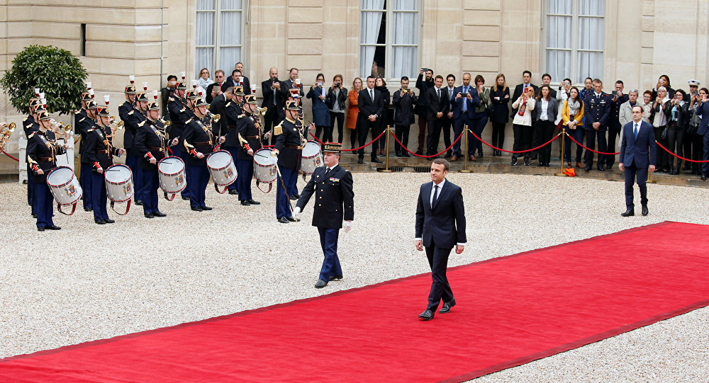 «Verrouillage» des médias: «Il n’appartient pas à l’Élysée de choisir les journalistes»