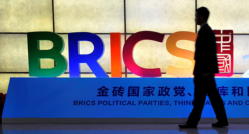 Les perspectives du lancement d’un système de cartes bancaires des Brics