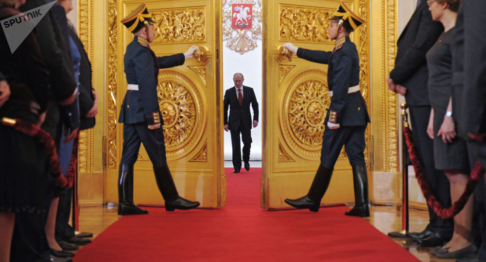 D’Eltsine à Poutine: la cérémonie d’investiture présidentielle en Russie