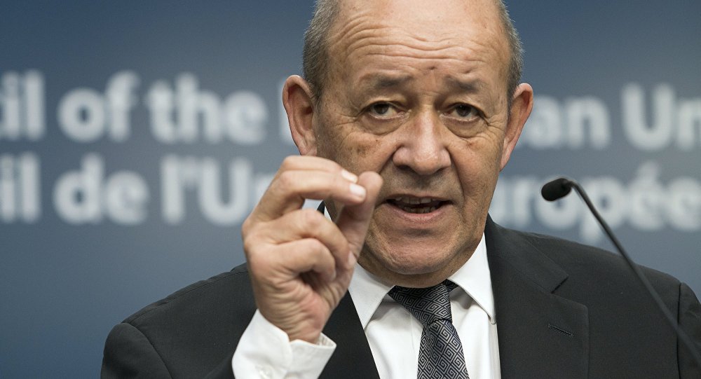 Le Drian: l’isolement de la Russie ne profitera pas à l’Occident