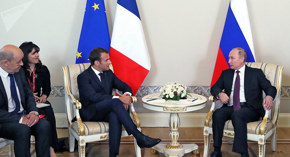 Macron et Poutine réaniment la relation économique franco-russe