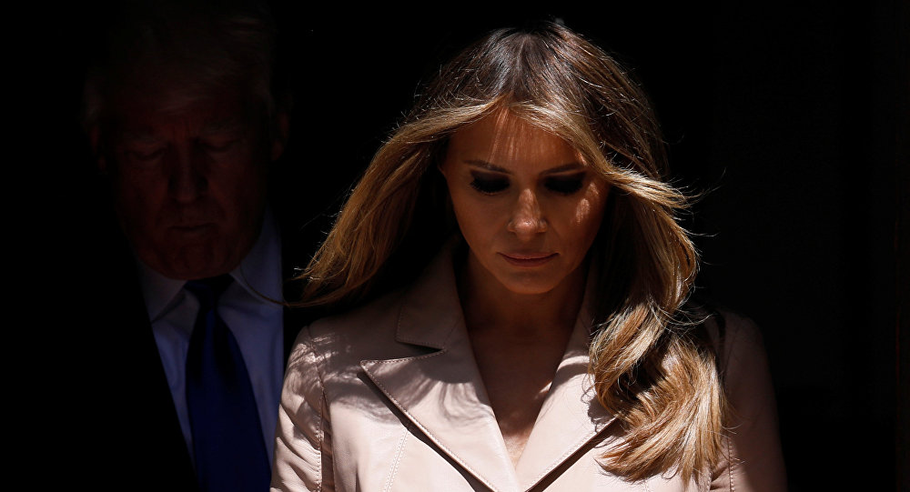 Melania Trump fait taire toutes les rumeurs en apparaissant en public à la Maison-Blanche