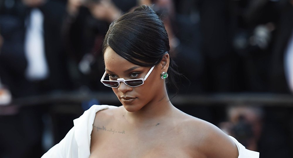 La raison pour laquelle Rihanna aurait quitté son copain milliardaire saoudien (photos)