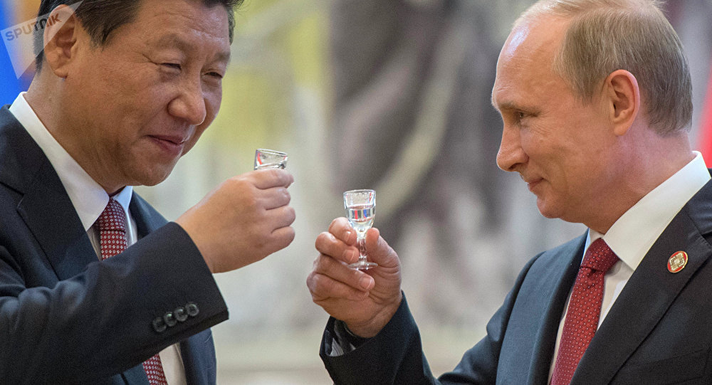 Poutine raconte comment il a bu de la vodka avec Xi Jinping pour son anniversaire