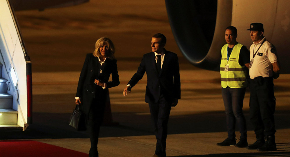 Pourquoi les Macron n’ont-ils pas été accueillis par des officiels à leur arrivée au G20?