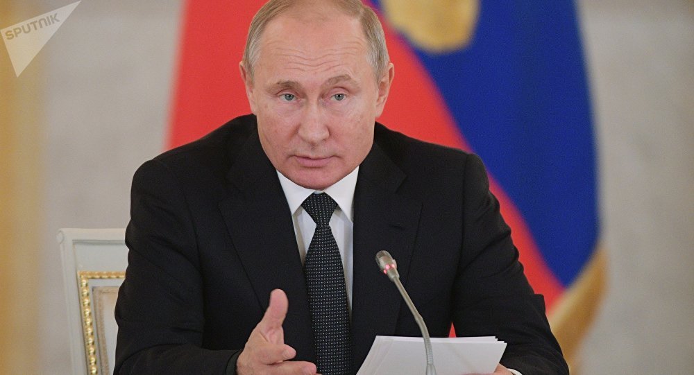Vladimir Poutine propose de concevoir en Russie un avion de ligne supersonique
