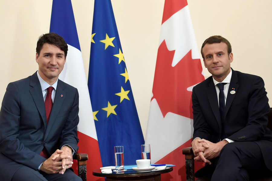 La rencontre Macron – Trudeau en images