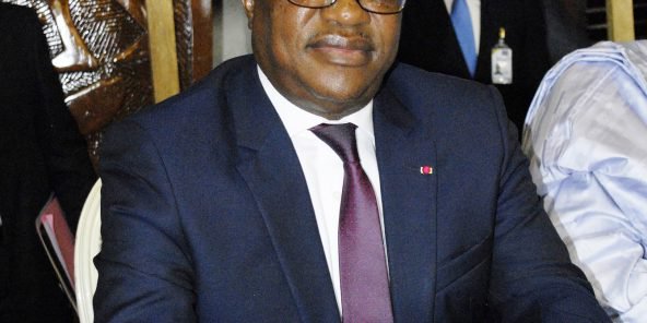 Philémon Zo’o Zame – Cameroun