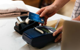 Allemagne: pour la première fois les consommateurs ont plus souvent payé par carte qu’en cash