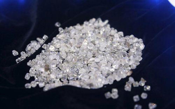 Afrique du Sud : Botswana Diamonds récupère 223 microdiamants à Frischgewaagt