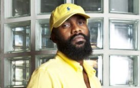 Fally Ipupa est un chanteur de RDC.