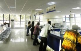 Ghana: la banque centrale retire la licence de deux banques commerciales et valide leur acquisition par Ghana Commercial Bank