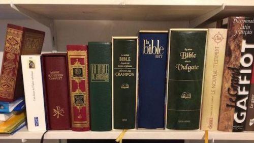 Le gouvernement ougandais ré-instaure une taxe sur l’importation de la Bible et du Coran