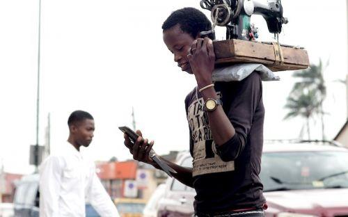 Les réseaux sociaux, future étape de l’inclusion financière en Afrique