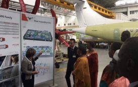 L’Epouse du Président de la République, KEÏTA Aminata MAÏGA visite deux usines d’assemblage dans le domaine de l’aéronautique