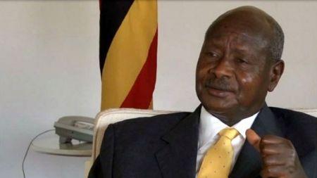 Ouganda: l’identification des abonnés prolongée à octobre, grâce à l’intervention du président Museveni