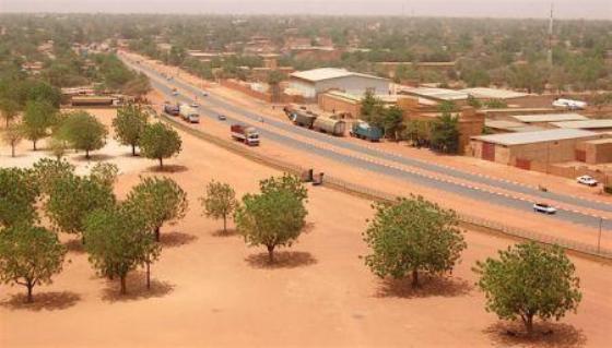 Niger : plus de 40 milliards FCFA de la BID, la BADEA et du FKDEA pour des projets d’infrastructures routières