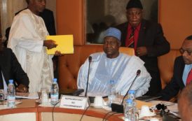 Cameroun : Le Ministre d’État BELLO BOUBA Maigari a défendu le budget 2018 à l’Assemblée Nationale en images