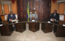 Gabon / Primature : Commission ad hoc paritaire de suivi- évaluation du dialogue politique en images