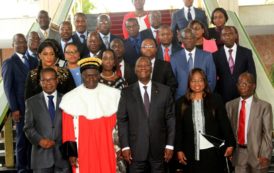 Le Président Alassane OUATTARA, a présidé l’audience de prestation de serment du Président de la Cour des Comptes en images