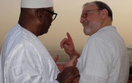 Mali : Le Chef de l’Etat Ibrahim Boubacar Keïta, a eu une rencontre conviviale avec les participants à la 18 ième édition du forum de Bamako en images