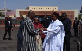 Niger : Le President Issoufou Mahamadou a éffectué une visite de travail et d’amitié de quelques heures à Ouagadougou en images