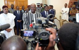 Les Présidents Faure Gnassingbe du Togo et Mahamadou Issoufou du Niger à Ouagadougou pour présenter leurs condoléances en images