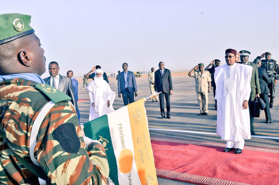 Le Président  Issoufou Mahamadou, a quitté Niamey à destination de Kigali, au Rwanda en images