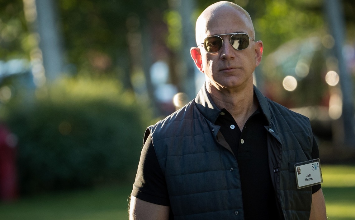 eff Bezos rachète la villa de ses voisins à Los Angeles