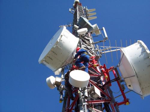 Cameroun : en 2016, les opérateurs des télécoms ont réalisé 13,8% de l’investissement national, à 398,6 milliards FCfa