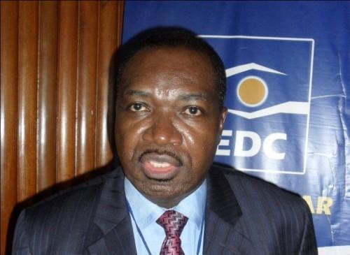 Théodore Nsangou, le DG de l’entreprise publique Electricity Development Corporation, a été interdit de sortie du territoire camerounais