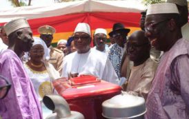 Le Président  Ibrahim Boubacar Keïta a procédé à la remise de 16 tracteurs et de 10 motoculteurs à des femmes et des hommes opérateurs agricoles de la 4ème région [Photos]