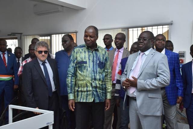 Côte d’Ivoire : Le Ministre Abdallah Toikeusse MABRI visite les infrastructures de l’université de Man [Photos]