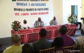 Diaspora burkinabè en Guinée : le chef de l’Etat recueille les préoccupations de ses compatriotes [Photos]