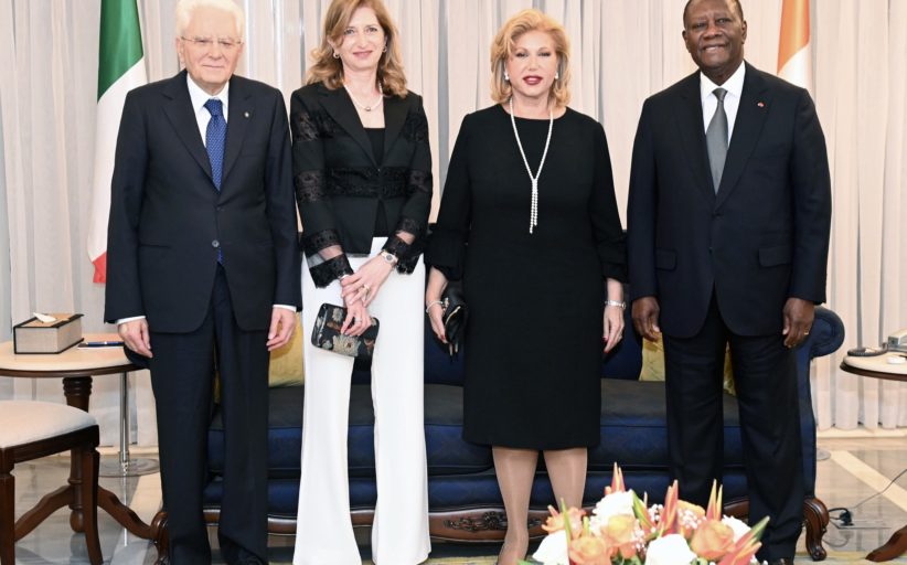 S.E.M. Alassane Ouattara, Président de la République de Côte d’Ivoire et la Première Dame, Madame Dominique Ouattara ont offert un dîner à S.E.M. Sergio Mattarella, Président de la République d’Italie (PHOTOS)