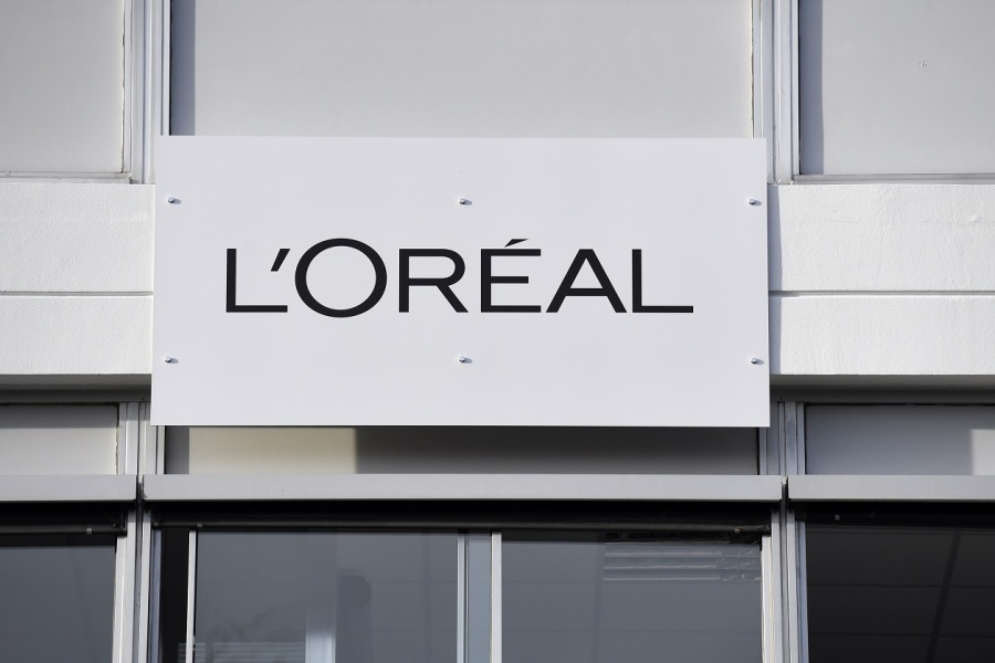 L’Oréal va commercialiser des parfums Valentino