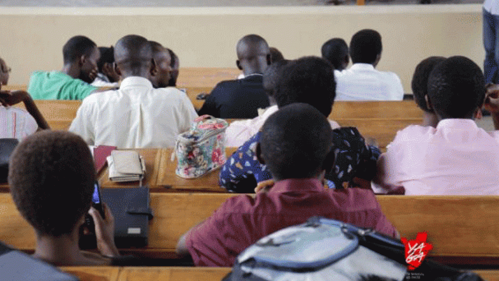 Burundi: les jeunes filles bientôt privées d’école si elles tombent enceintes