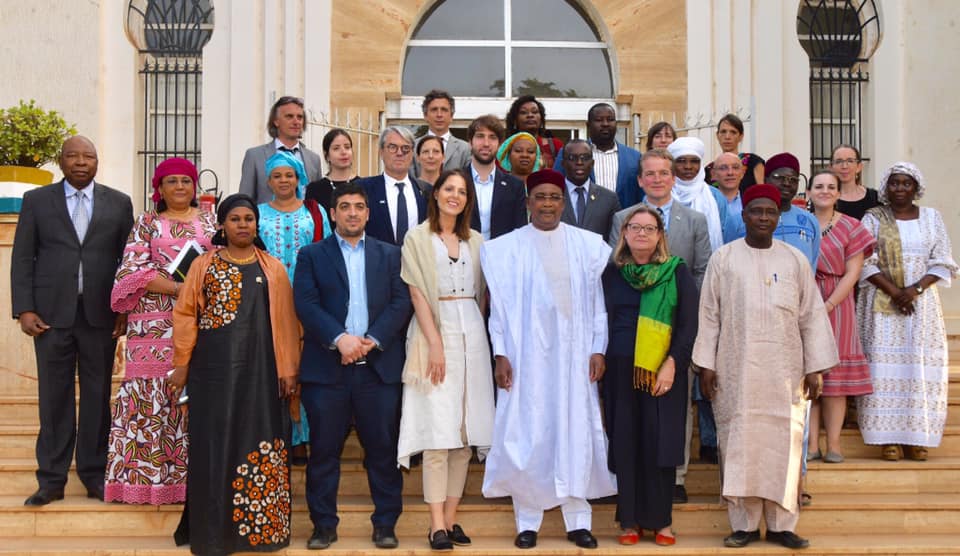 Le Président de la République, Chef de l’Etat SEM Issoufou Mahamadou a reçu une délégation de parlementaires européens  en prélude à la 6ème Conférence de reconstitution des ressources du Fonds Mondial de lutte contre le paludisme, la tuberculose et le sida