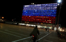 Hommage à Saint-Pétersbourg : Tel-Aviv illuminée aux couleurs de la Russie, mais ni Berlin ni Paris