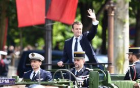 Pluie, french cancan, Champs-Elysées vides… : l’insolite investiture d’Emmanuel Macron