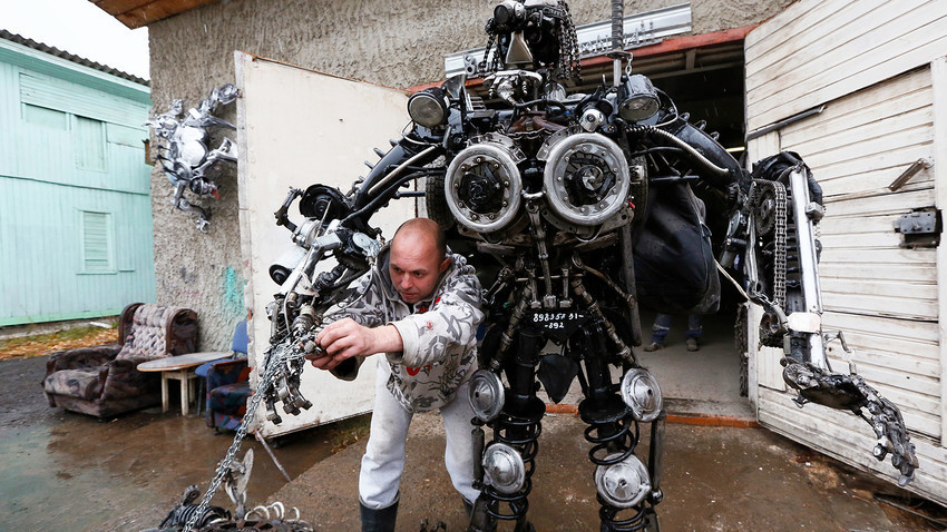 Un mécanicien russe construit une armée de robots en Sibérie