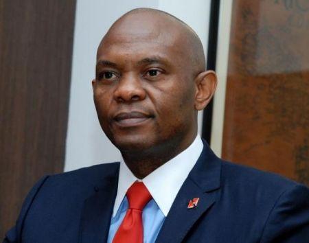 Nigéria : Tony Elumelu pourrait acquérir deux licences pétrolières auprès de Shell pour 2 milliards $